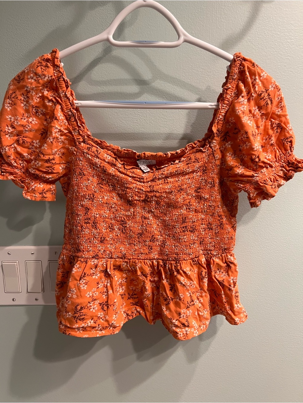 Smocked Puff Sleeve Floral Crop Top